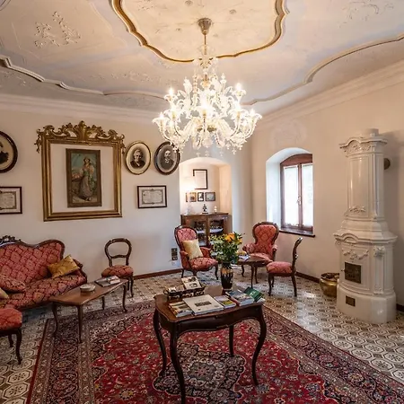 Oda ve Kahvaltı Minini 4*