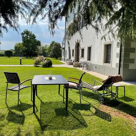 Minini 4*