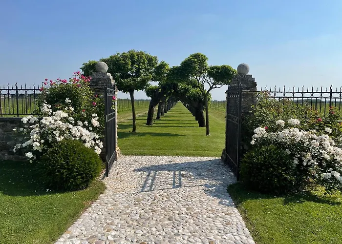 Minini فندق مبيت وإفطار Rive d'Arcano