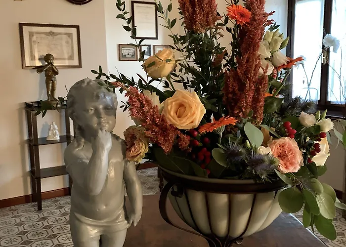 فندق مبيت وإفطار Minini 4*